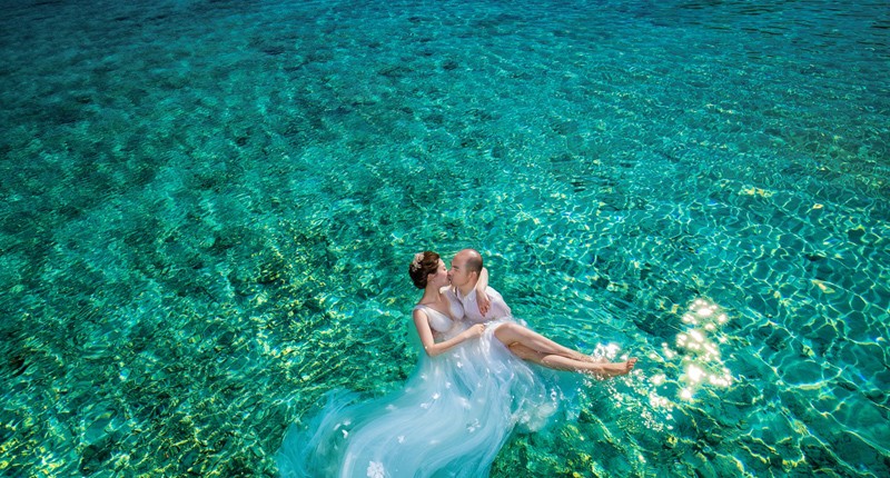 爱恋微光 轻奢球场小型婚礼