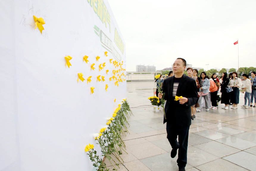 足球图案壁纸(图1)