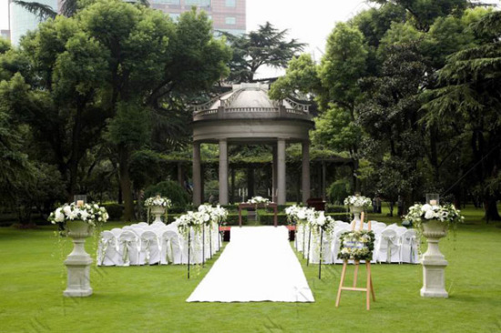 2026丽江旅拍婚纱照高性价比精选芙拉薇尔全球旅拍领衔安心选(图1)